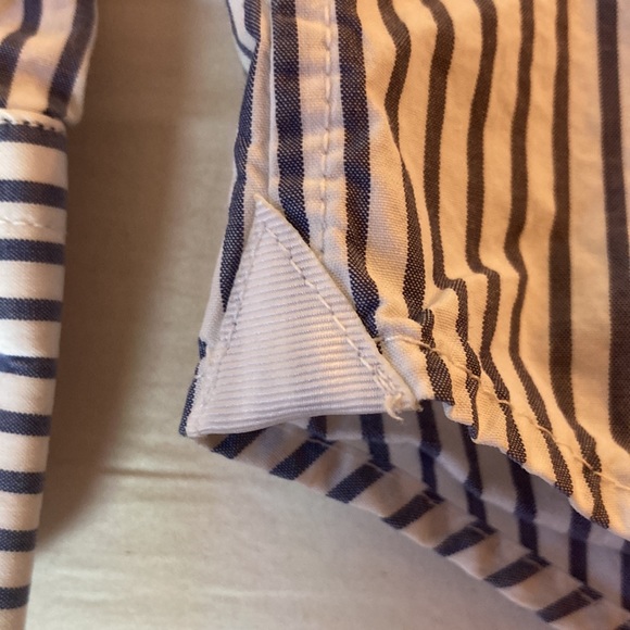 Gap size Medium blue stripe button up shirt - Picture 6 of 6